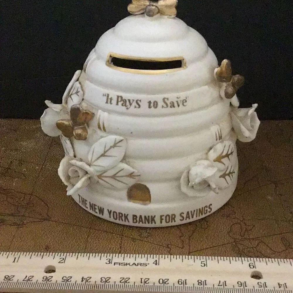 Vintage bank bee hive New York savings by Lego porcelain Japan 